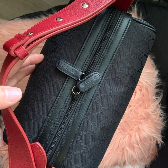 NEW Gucci GG MicroGuccissima canvas-leather box pouch with strap / handbag $978 - Picture 3 of 10